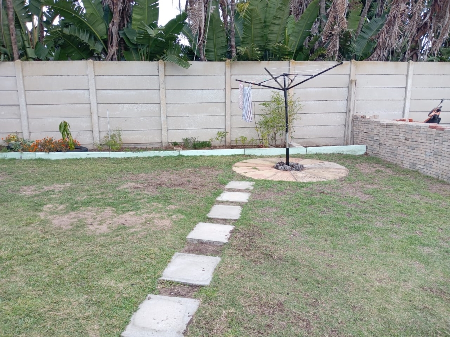 To Let 1 Bedroom Property for Rent in Heiderand Western Cape